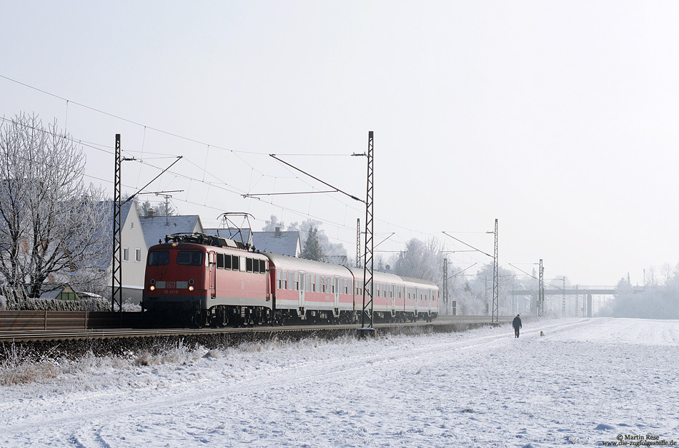 110 411 mit Ersatzzug RB39028 Augsburg - Donauwörth bei Bäumenheim