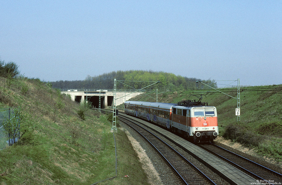 111 129 zwischen Chorweiler Nord und Köln Worringen am heutigen Haltepunkt Köln Blumenberg