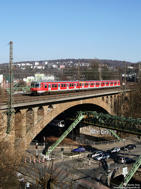 420 879 bei Wuppertal Zoologischer Garten als S9 nach Bottrop Hbf.