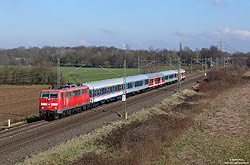 111 056 Gesellschaft für Eisenbahnbetrieb mit n-Wagen als NX-Ersatzzug bei Leverkusen Schlebusch