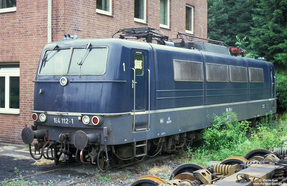 ausgemusterte 184 112 abgestellt im Aw Kassel