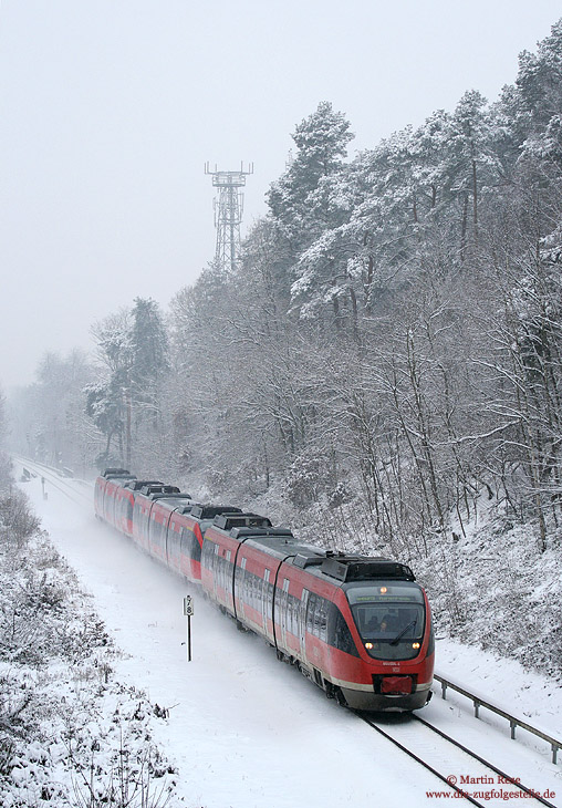 Ebenfalls am 5.1.2009 entstand die Aufnahme des 644 004 bei Porz Heumar.