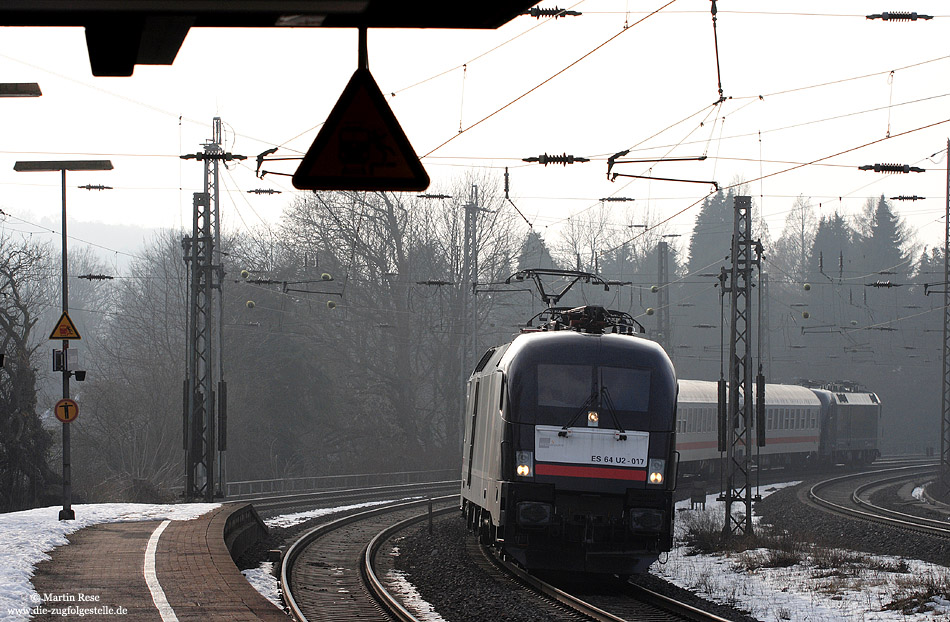 Zweieinhalb Stunden später passierte dieser Zug, nun als IC2863 nach Hamm, erneut Wuppertal.  Zoologischer Garten, 8.2.2010