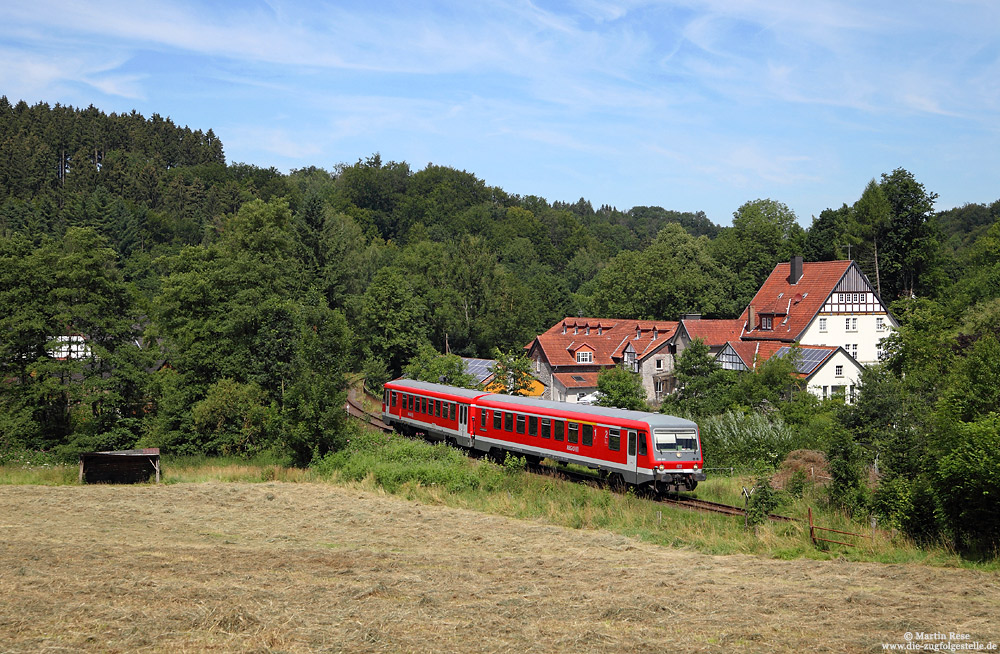 628 665 auf der Hönnetalbahn bei Binolen