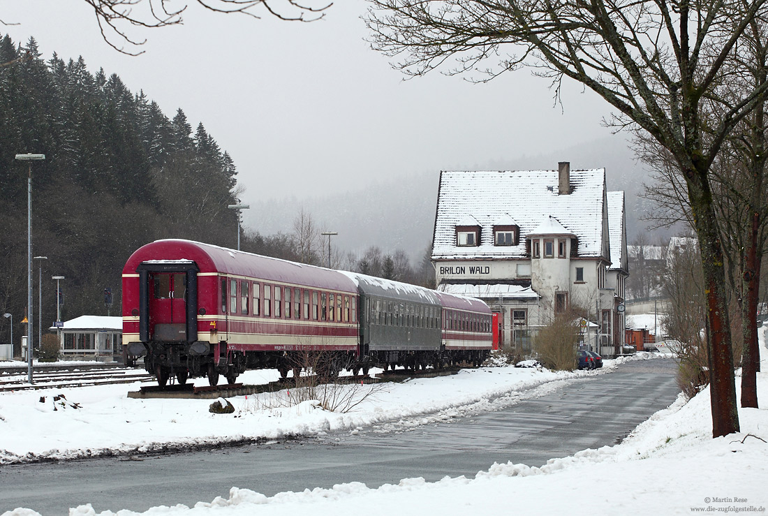 Reisezugwagen für das Schlafwagenhotel im Bahnhof Brilon Wald