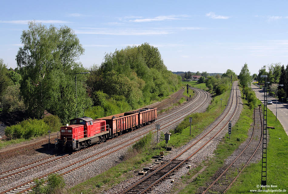 294 729 mit dem Übergabezug FZT56246 aus Niederbiegen in Aulendorf