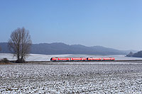 An gleicher Stelle fährt der RE3608 (Halle – Hannover) durch den eisigen Vorharz.
