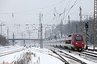 Seit Fahrplanwechsel im Dezember 2012 verkehren einige Thalys-Züge ab bzw. bis Essen Hbf. Aus Paris Nord kommend durchfährt der THA9401 mit einer Verspätung von 75 Minuten den Bahnhof Essen West und wird in wenigen Augenblicken sein Ziel Essen Hbf erreichen. 16.1.2013