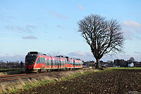 Zwischen Euskirchen und Bonn kommen weiterhin Kölner 644 zum Einsatz, wobei es derzeit keine Durchläufe nach Bad Münstereifel gibt. Aus Bonn kommend erreicht die aus dem 644 054 und 029 gebildete RB11642 in Kürze Euskirchen. 30.12.2013