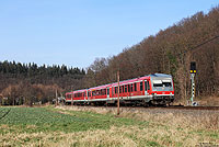 Kurz darauf war die Garnitur schon wieder auf dem Weg als RB11640 nach Bad Münstereifel. Fotografiert bei Kreuzweingarten.
