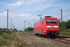 101 033 ans LZ im Güterbahnhof Brühl