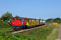 Lok Münster der Borkumer Kleinbahn beim Ortsteil Borkum-Reede