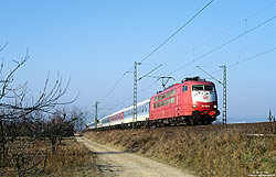 103 240 mit IR2215 Odenwald bei Gau Algesheim