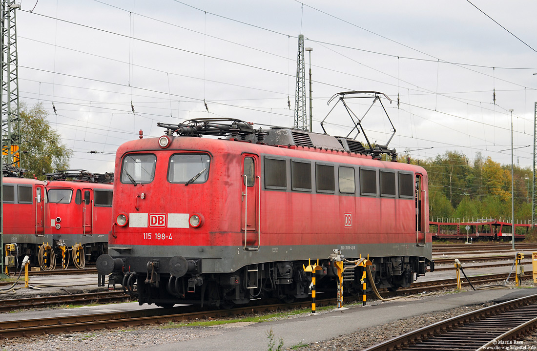 verschmutzte 115 198 ex 110 198 in Dortmund Bbf