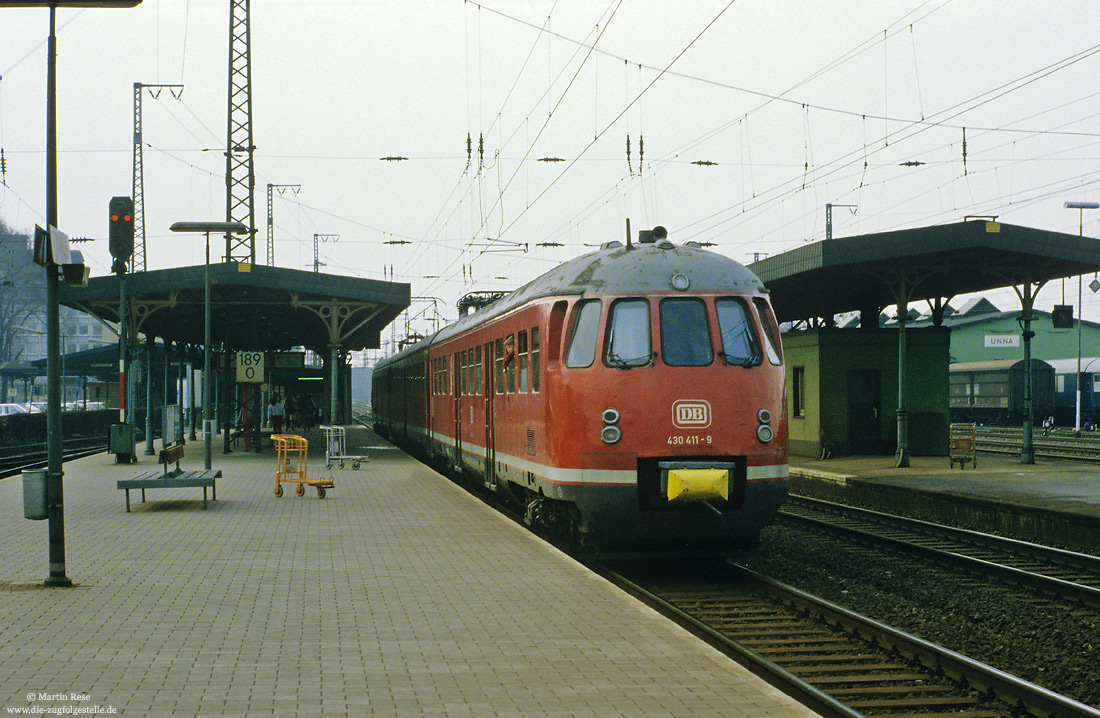 430 111 als N7891 (Dortmund – Altenbeken) in Unna 