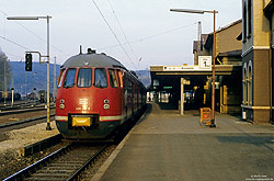 423 423 in Gleis 1 in Altenbeken