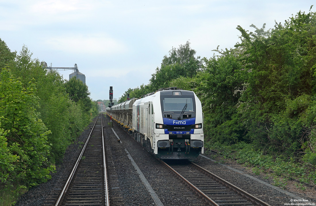 Heavy Haul Power 20-04 alias 2159 204 im Bahnhof Oldenburg (Holstein)