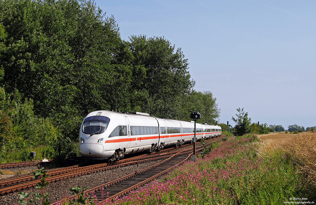 605 003 als ICE38 Kopenhagen - Berlin Ostbahnhof im Bahnhof Burg West