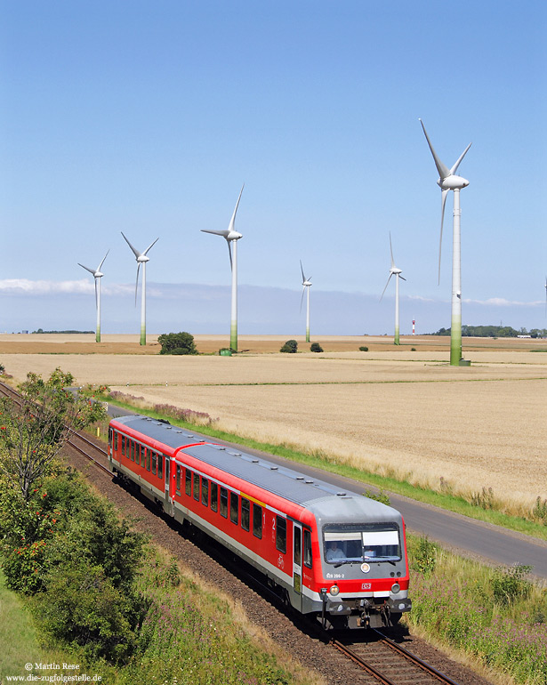 628 206 mit Windräder bei Puttgarden auf der Insel Fehmarn