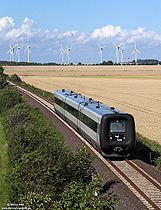 MF5285 bei Burg West, auf der Insel Fehmarn