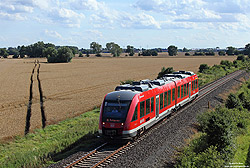 648 333 unterwegs als RB21770 bei Burg West, auf der Insel Fehmarn