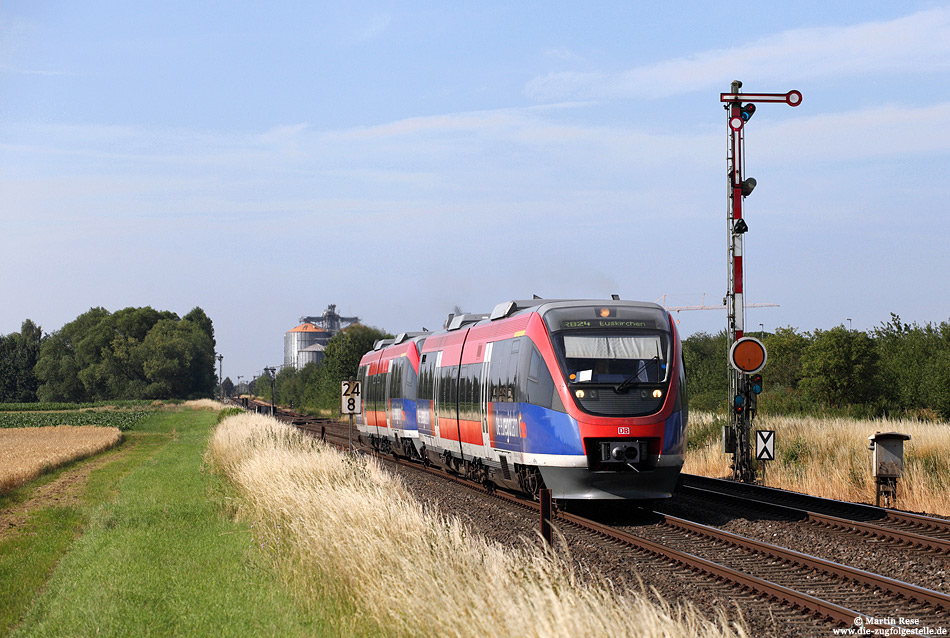 643 224 auf der Eifelstrecke bei Derkum mit Formsignal