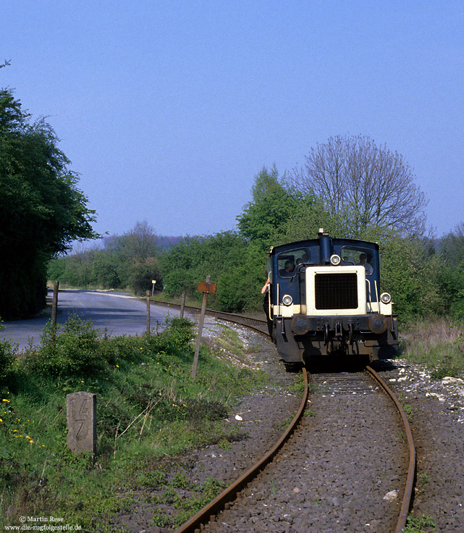 333 083 Anschluss Kleeschulte, ehemalige Trasse der Strecke Geseke - Büren