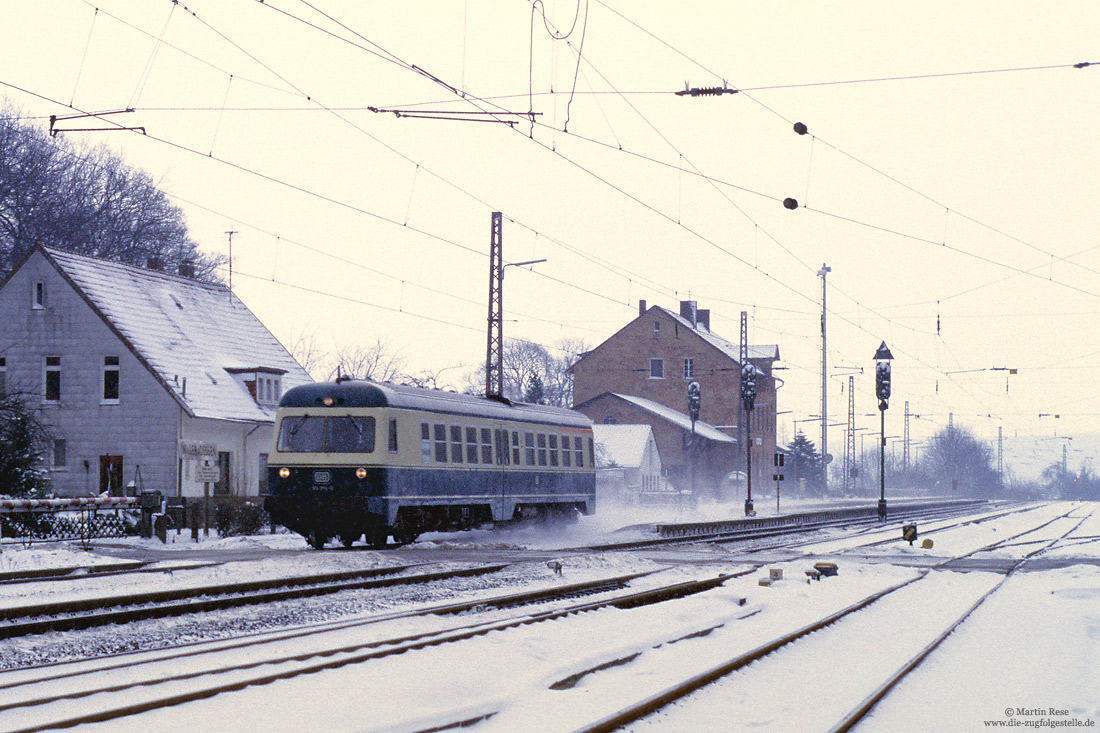 614 074 auf Werksprobefahrt im Bahnhof Willebadessen