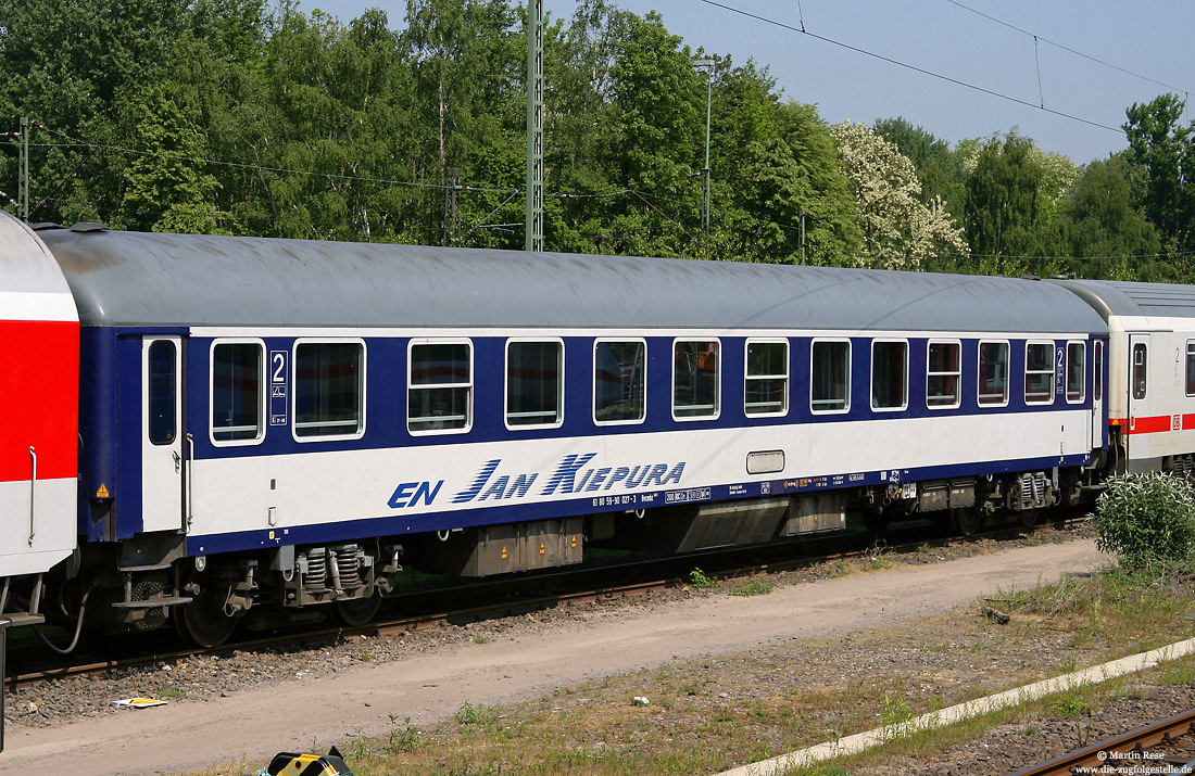 Liegewagen Bvcmbz 249.1 (61 80 59-90 027-3) in Dortmund Bbf