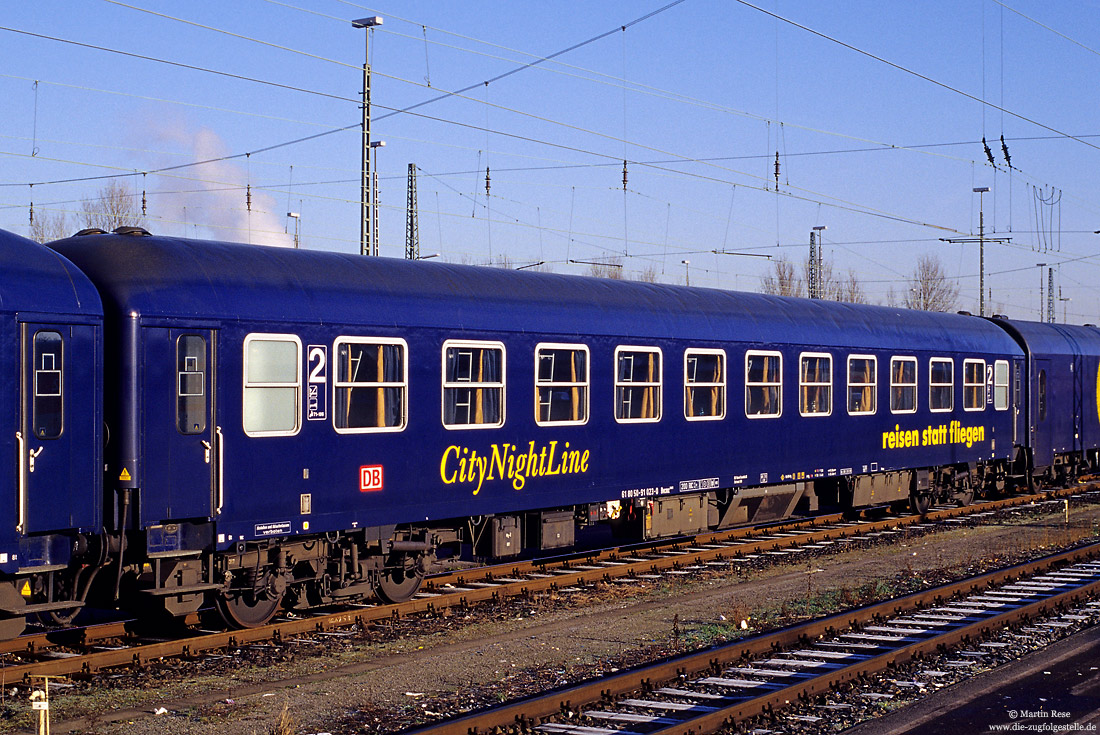 Liegewagen Bvcmz 248.5 (61 80 50-91 023-0) in Dortmund Bbf