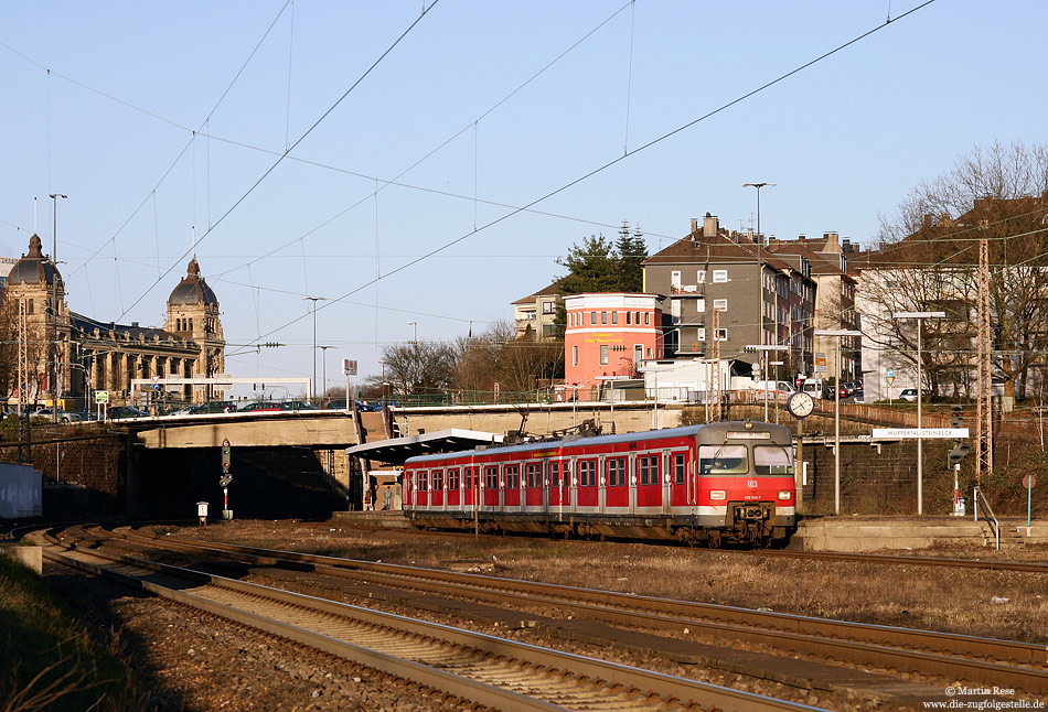 420 860 als S9 am Haltebunkt Wuppertal Steinbeck