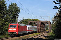 101 043 mit IC2044 auf der Wupperbrücke zwischen Leichlingen und Opladen