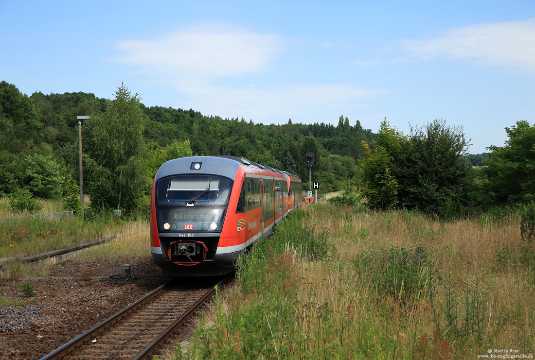 642 190 im Bahnhof Sandersleben